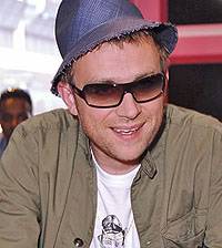   (Damon Albarn)