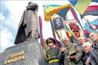 Лишение Бандеры звания Героя Украины раскололо страну