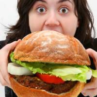 Быстрые перекусы и зверский голод могут привести к диабету