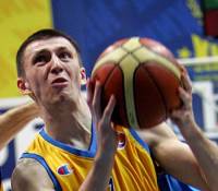 Василий Гладышев баскетболист