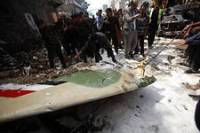 Военный бомбардировщик упал на жилой район столицы Йемена