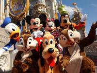В США посетители Disney World платили инвалидам, чтобы пользоваться их скидками