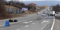 Во Владивостоке байкер сбил полицейского