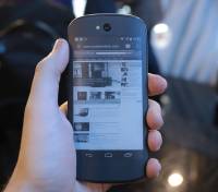 Yotaphone 2     Apple  Sony