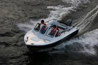 Спасатели вышли на поиски лодки с пропавшими на Камчатке рыбаками