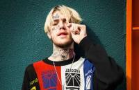 Мать рэпера Lil Peep призывает фанатов покупать футболки с его портретами