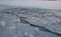  На Урале двое мужчин утонули, катаясь на снегоходе по водохранилищу
