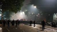 Полиция Тбилиси применила против протестующих водометы