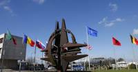 НАТО сокращает численность российского постпредства до 10 человек