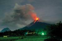 В Индонезии 43 человека погибли из-за извержения вулкана Семеру