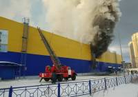 Площадь пожара в ТЦ «Лента» в Томске возросла до 5 225 кв. метров