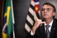 Суд проверит слова президента Бразилии о связи вакцинации со СПИДом