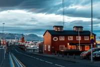 Власти Исландии отменили все ограничения, введенные из-за COVID-19