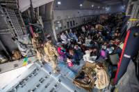 Самолет ВВС Германии смог вывезти из Кабула 120 человек