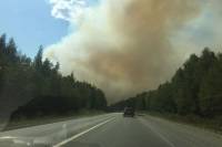 Федеральную трассу Пермь - Екатеринбург перекрыли из-за природного пожара