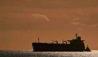 Захваченное судно Asphalt Princess направляется в сторону Ирана