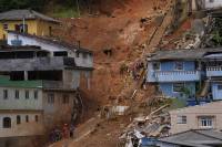 В Бразилии число жертв паводка превысило 150 человек