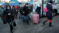 Границу с РФ пересекли еще более 4 тыс. беженцев из Донбасса