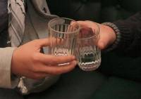 Умершие от метилового спирта оренбуржцы приобретали алкоголь в долг