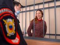 В Петербурге арестовали девушку, обвиняемую в подмене ценников на ложные сведения о ВС РФ